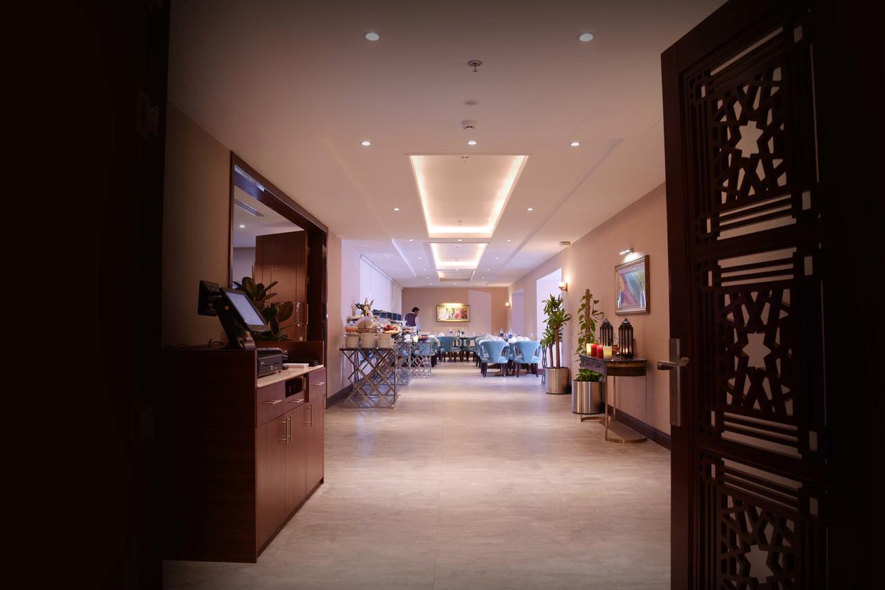 Warwick Al Khobar Hotel Exterior foto