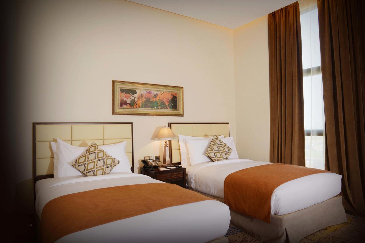 Warwick Al Khobar Hotel Exterior foto